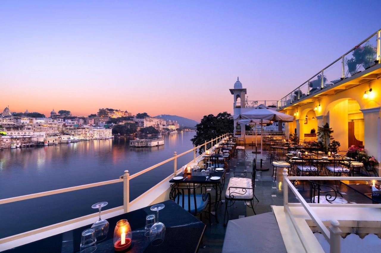 Sarovar - Lake Facing Boutique Hotel On Lake Pichola Удайпур Экстерьер фото